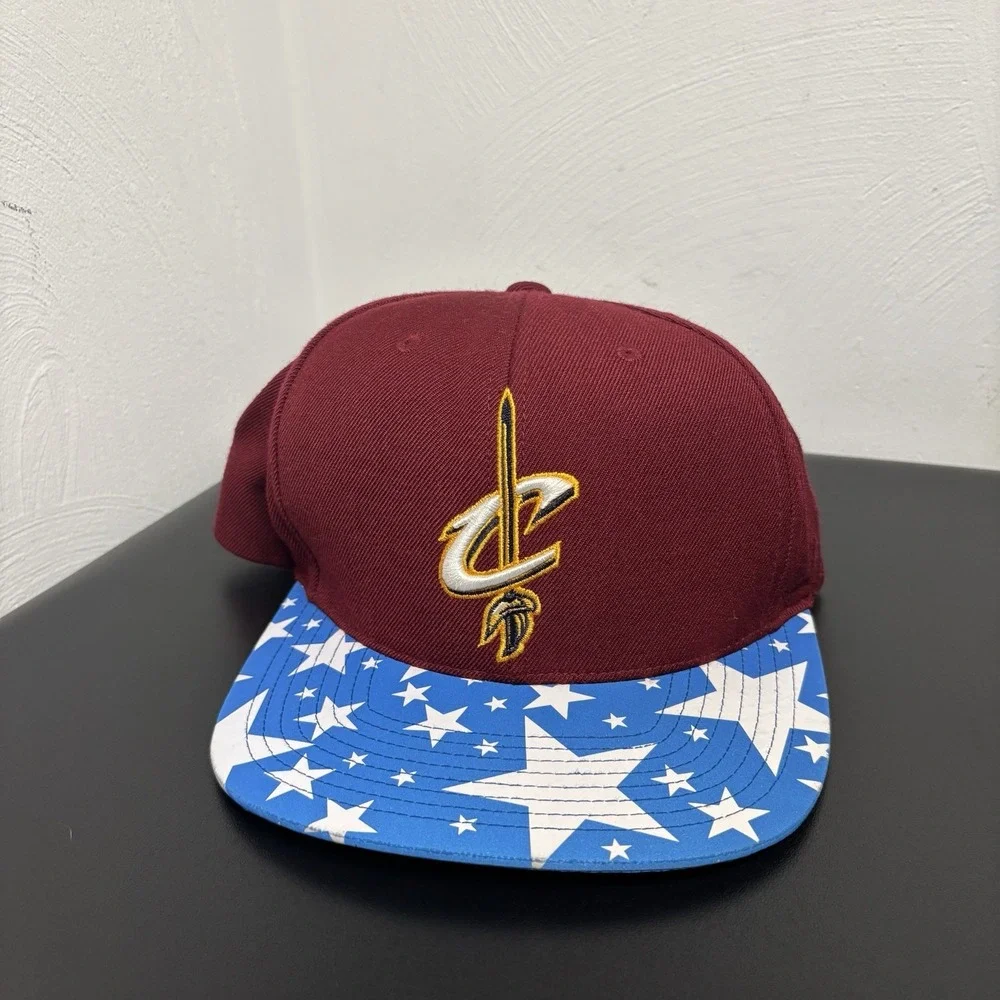 Mitchell & Ness Cleveland Cavaliers Stars‎ Snapback Hat Adjustable Adult NBA